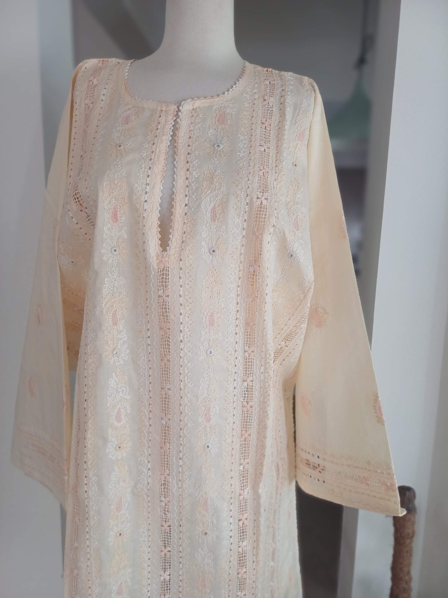 Zarnish – Light Yellow Shadow Work & Tarkashi Kurta