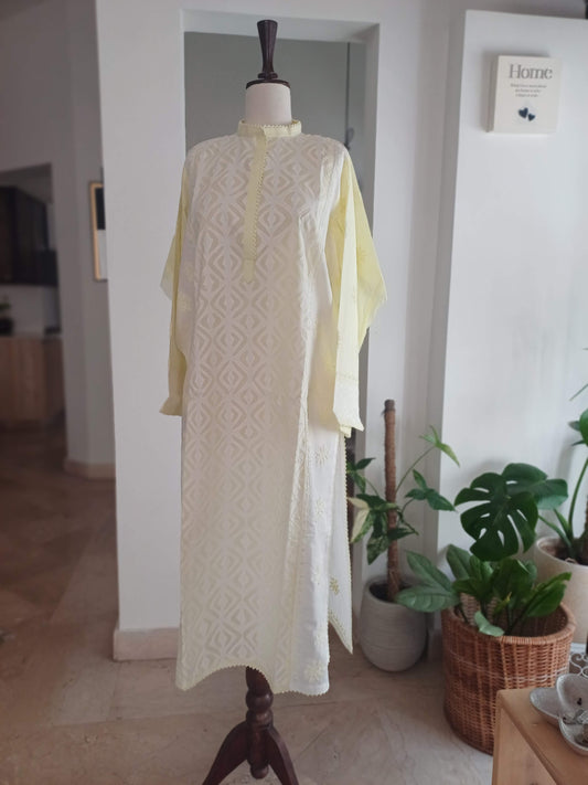 Noor-e-Zard – Lemon Yellow Kurta with Appliqué & Shadow Work
