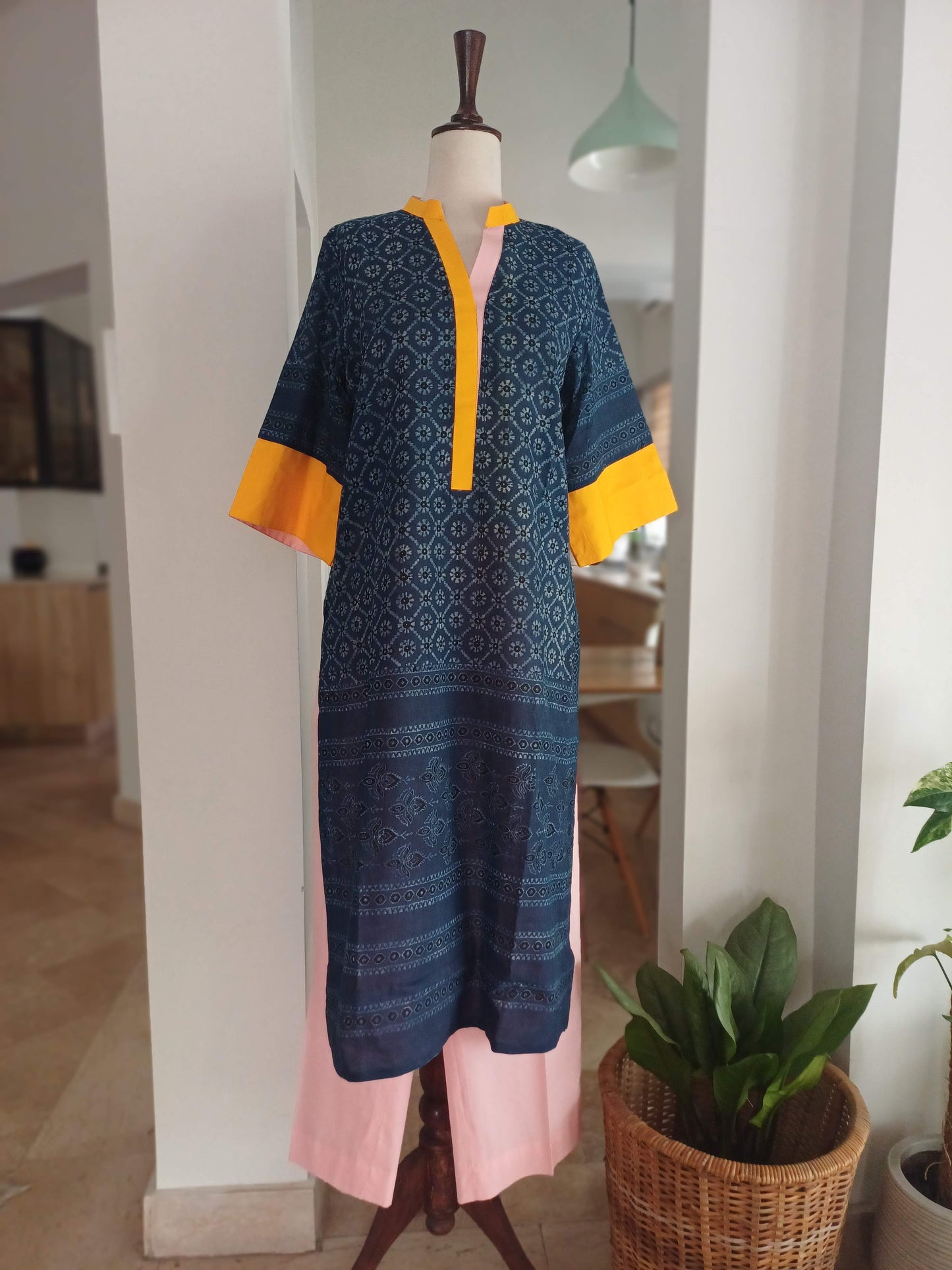 Aftaabi – Yellow & Blue Block-Printed Lawn Shirt