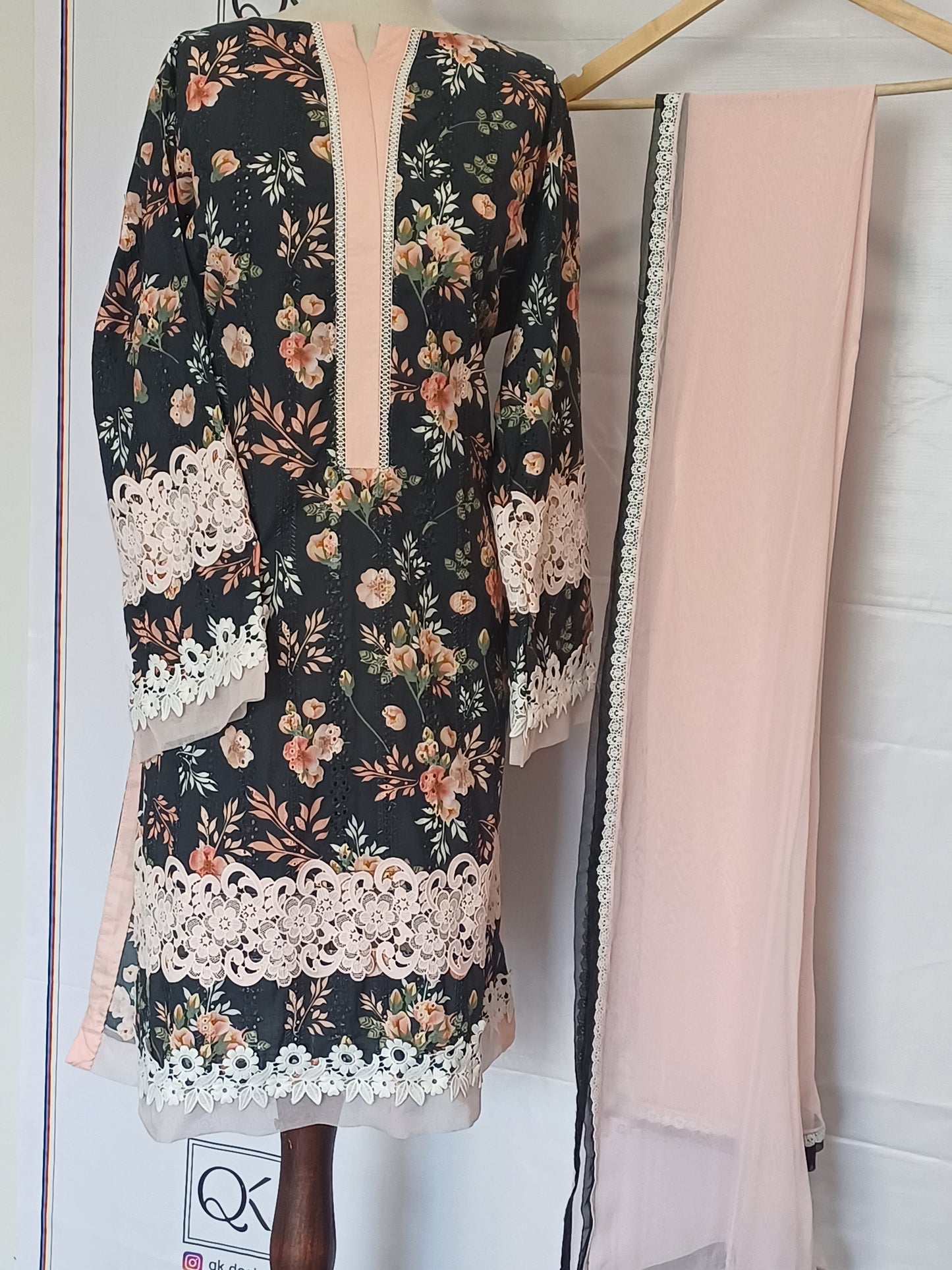 Twilight Rose – Grey-Black & Pink Chicken Shirt with Dupatta