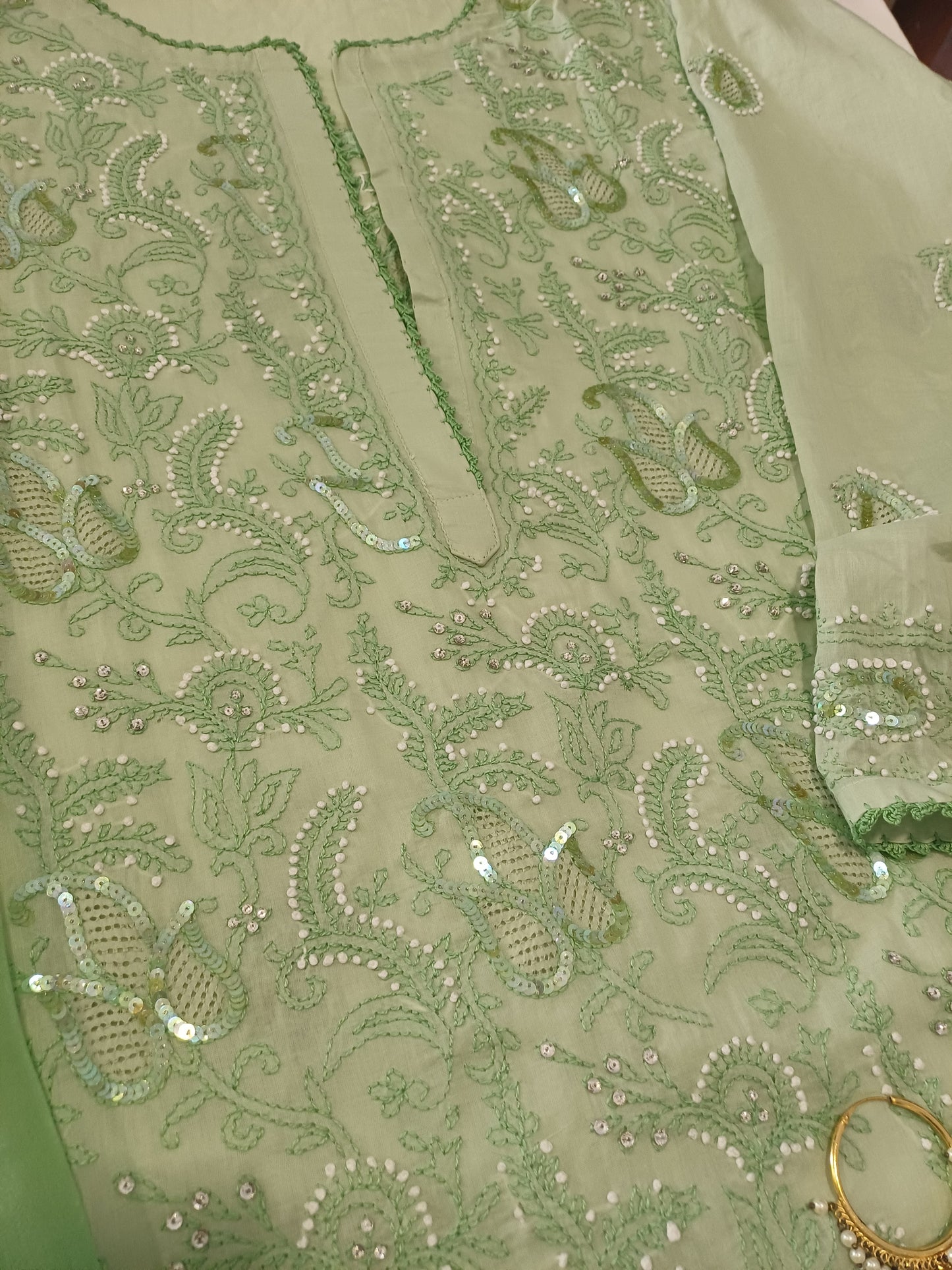 Sabz Saaz – Green Kurta with Shadow Work & Sequins