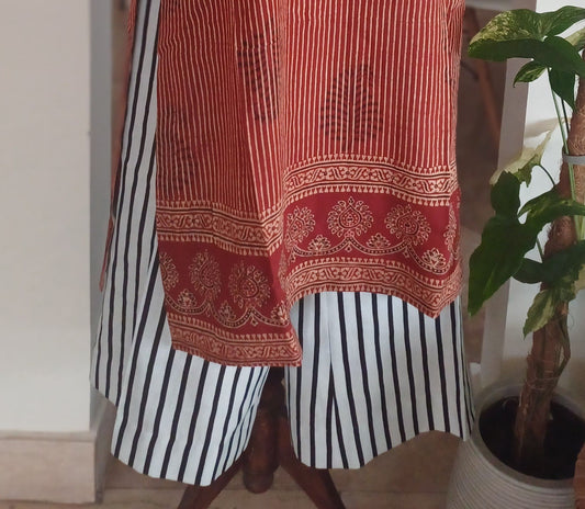 Safeer – Black & White Striped Lawn Palazzo